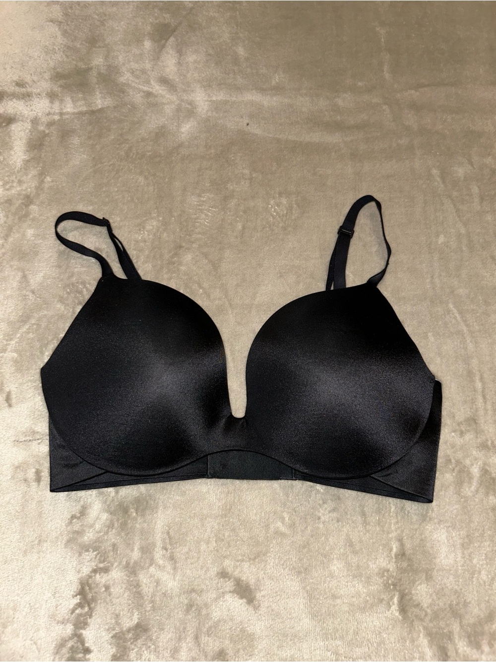Love by Gap Smooth Contour T-Shirt Bra - Black 32DD